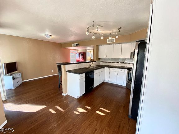 5th image of 5061 W Blackbird Dr