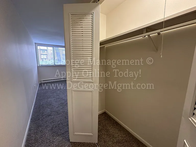 Parkview Apartments — Photo 98