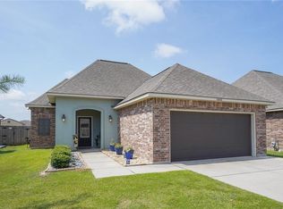 10080 Cesson Ct, Madisonville, LA 70447