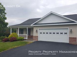 323 N Sunset Dr, Broadway, VA 22815