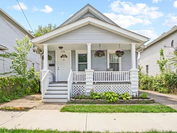 1458 W 52nd St, Cleveland, OH 44102