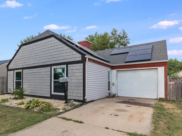 166 Heathgate Rd, Montgomery, IL 60538