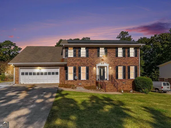 4847 Mystere Cir SW, Lilburn, GA 30047