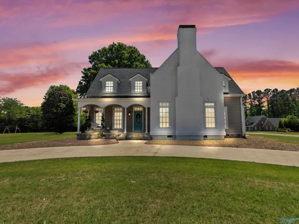 200 N Briarwood Rd, Athens, AL 35613