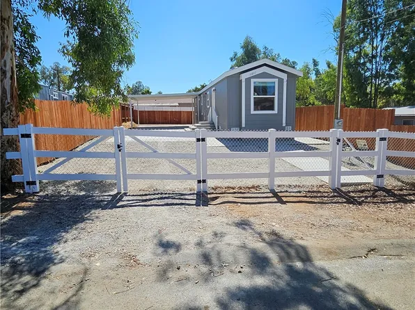 18327 Walnut Ave, Lake Elsinore, CA 92532