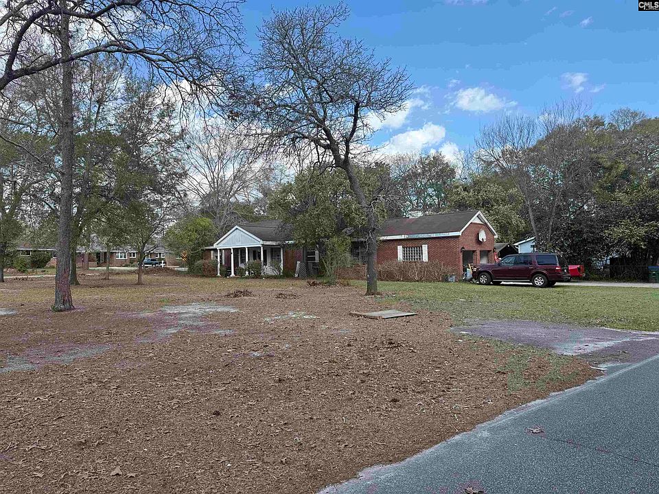 1st image of 4437 Briarwood Rd