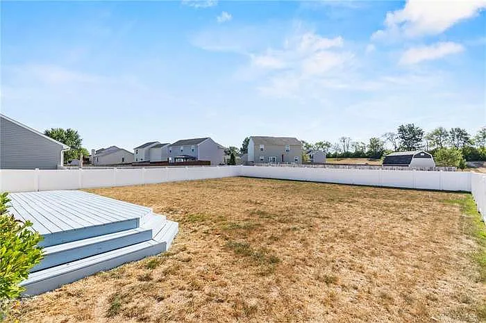 2723 Tennessee Dr — Photo 23