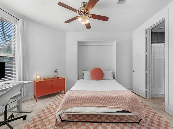 3421 Gillespie St, Houston, TX 77020