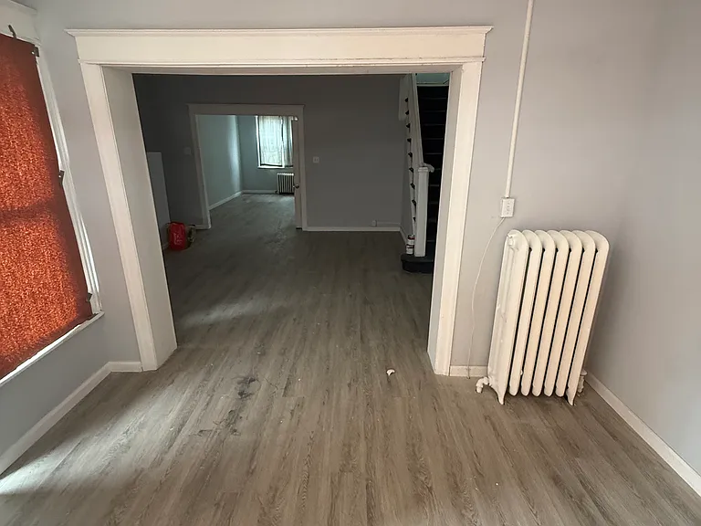 6518 Wyncote Ave — Photo 2