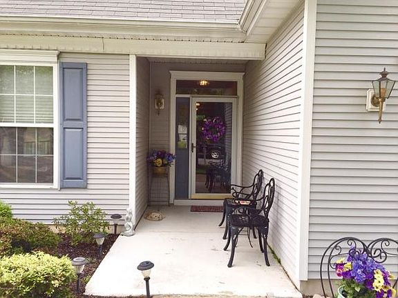 4th image of 38 Evergreen Springs Dr