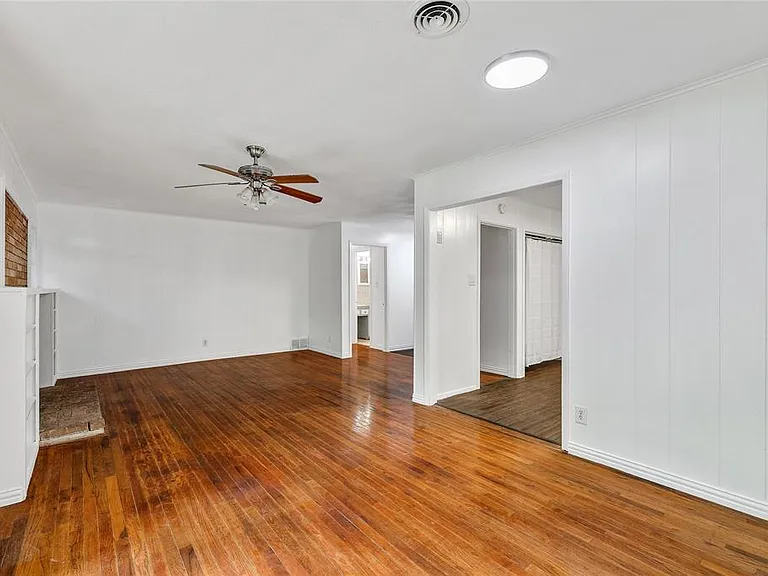 7108 Willis Ave — Photo 12