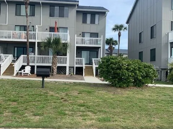 2 Cedar Reef 209a St, Saint Helena Island, SC 29920