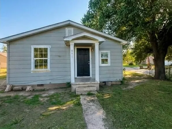 801 E Locust Ave, Enid, OK 73701