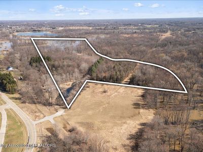 9383 E Round Lake Rd, Laingsburg, MI, 48848
