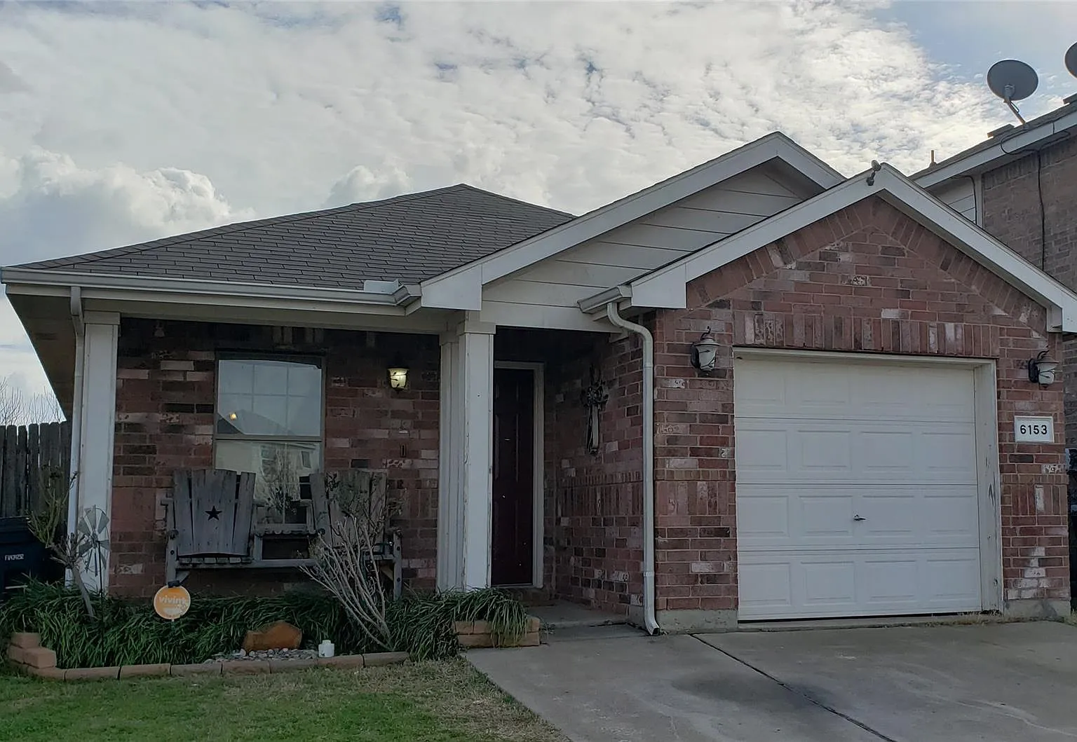 3 bed, 1549 sqft, $1,899 — Photo 1