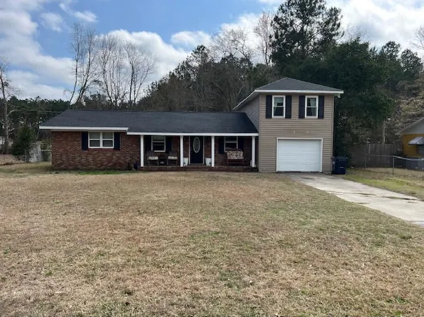 1302 Carl Dr, Fairfax, SC 29827