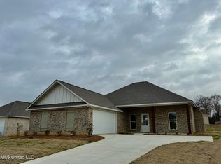 120 Madisonville Dr, Canton, MS 39046