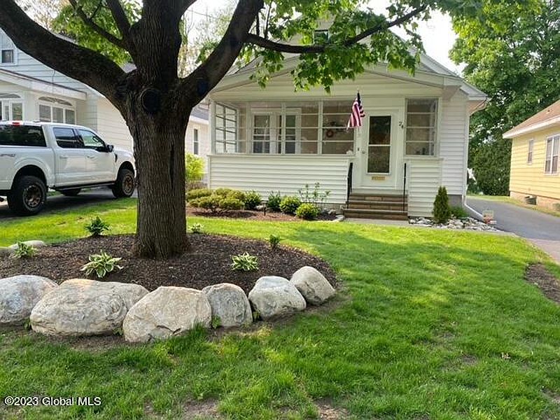 2nd image of 24 Pinehurst Avenue