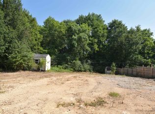 227 Spring St, Linden, TN 37096