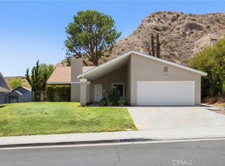 29801 Grandifloras Rd, Santa Clarita, CA 91387