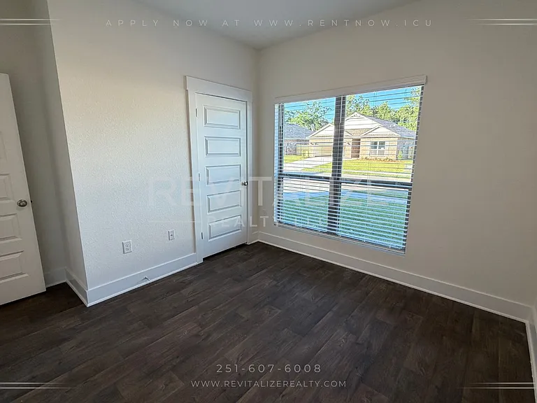 14913 Dayton Cir — Photo 5
