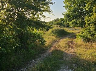 Hilltop Dr, Gainesville, TX 76240