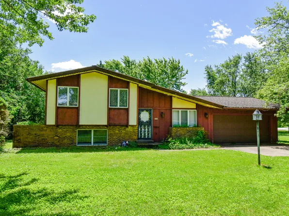 522 Kennedy Dr, Cullom, IL 60929
