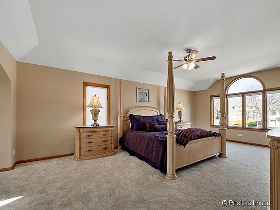5th image of 1350 Medinah Dr