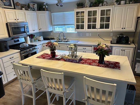4th image of 4609 W Harvey Blvd