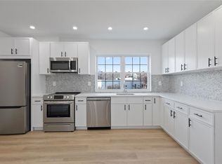 9 Lagrange Ave APT 2, Poughkeepsie, NY 12603