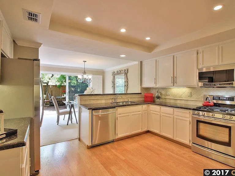 613 S Blackbrush Ln — Photo 10