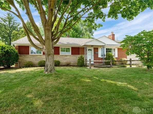 1124 Wenbrook Dr, Dayton, OH 45429