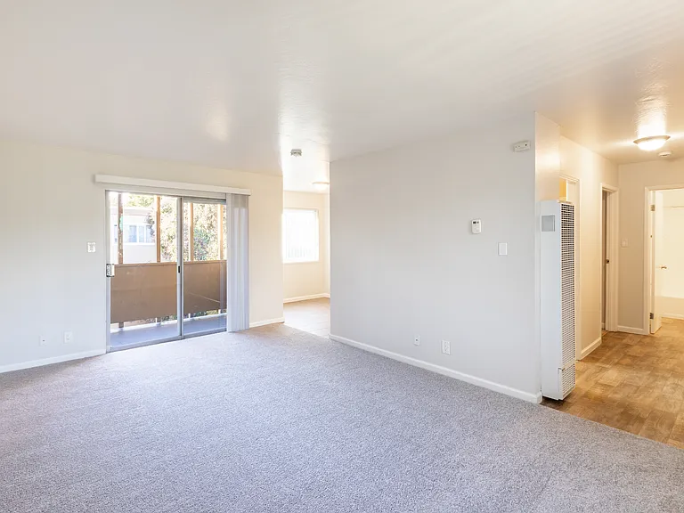 301 E Okeefe St — Photo 19