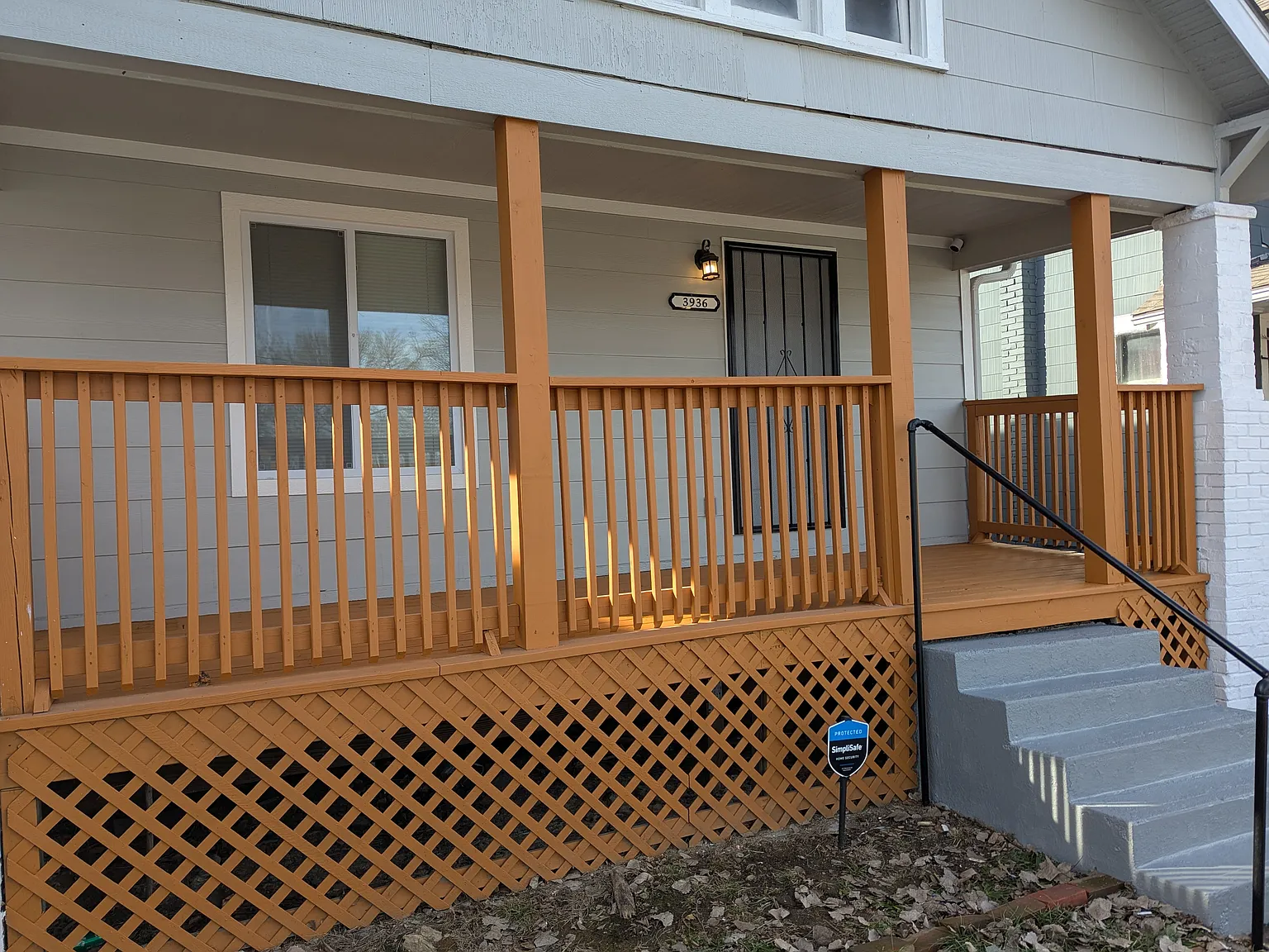 3 bed, 1078 sqft, $1,695 — Photo 3
