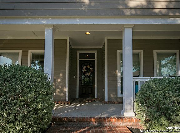 3rd image of 2248 Cotton Blvd