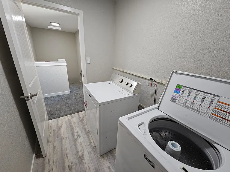 6937 Gayle Lyn Ln — Photo 14