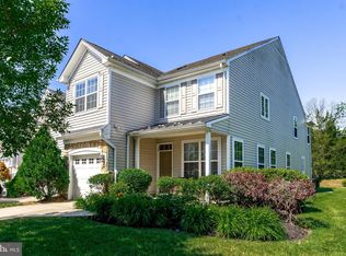 45 Spinnaker Dr, Mount Laurel, NJ 08054