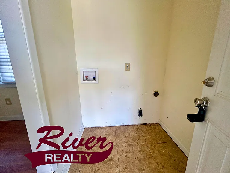 3211 Kevin Dr — Photo 13