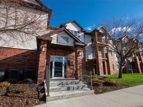 6440 Ep True Pkwy Unit 2305, West Des Moines, IA 50266