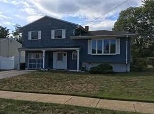 9 Bayberry Ct, Port Reading, NJ