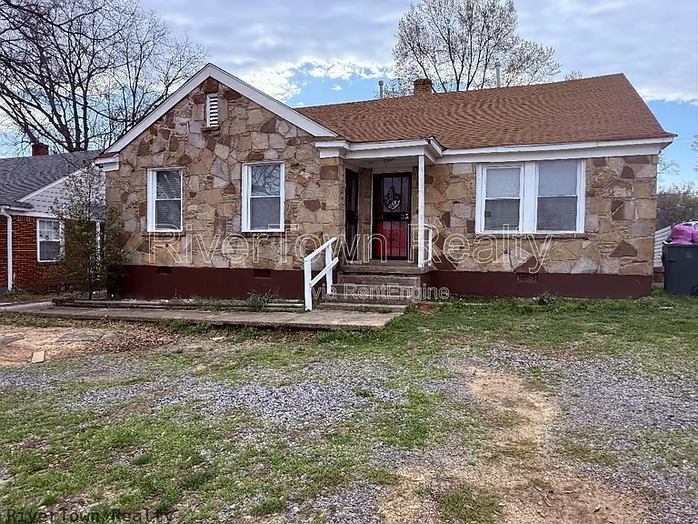 3175 Jackson Ave — Photo 1