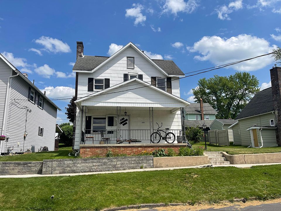 1st image of 306 N 3rd St