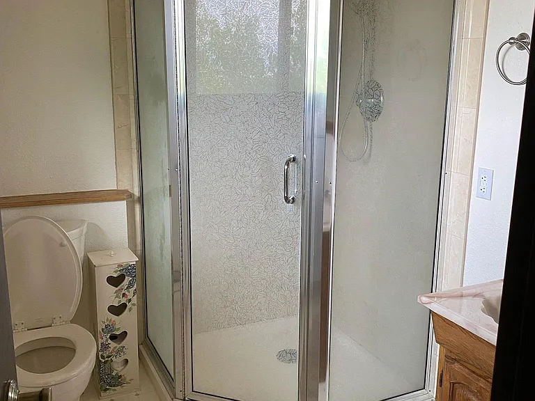 4050 E Ridge Rd — Photo 25