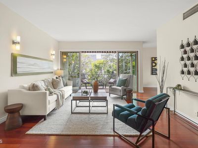 985 E California Blvd UNIT 301, Pasadena, CA, 91106