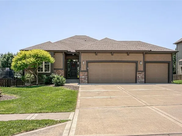 5705 NW 92nd Ter, Kansas City, MO 64154