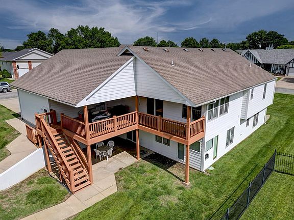 2nd image of 3504 Quail Hollow Dr