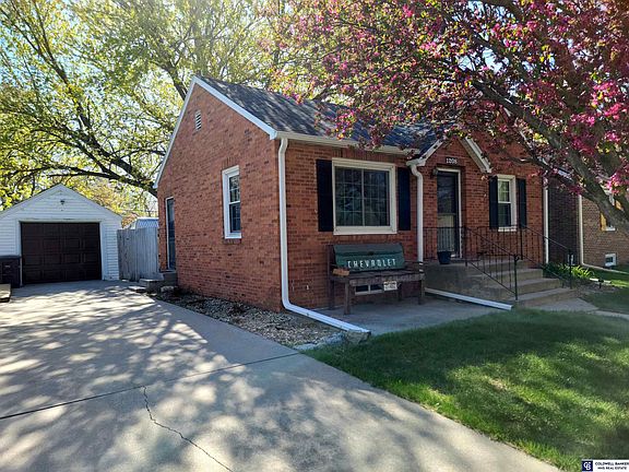 3rd image of 1208 N Kiplinger Ave