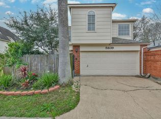 5839 Cinnamon Creek Cir, Houston, TX 77084