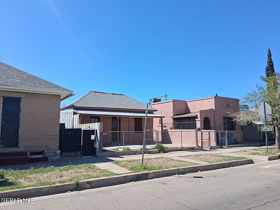 2nd image of 615-617 S Virginia St
