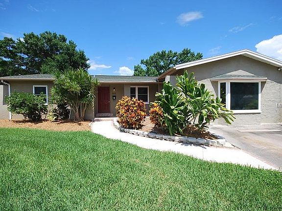 2nd image of 6073 16th Ln NE